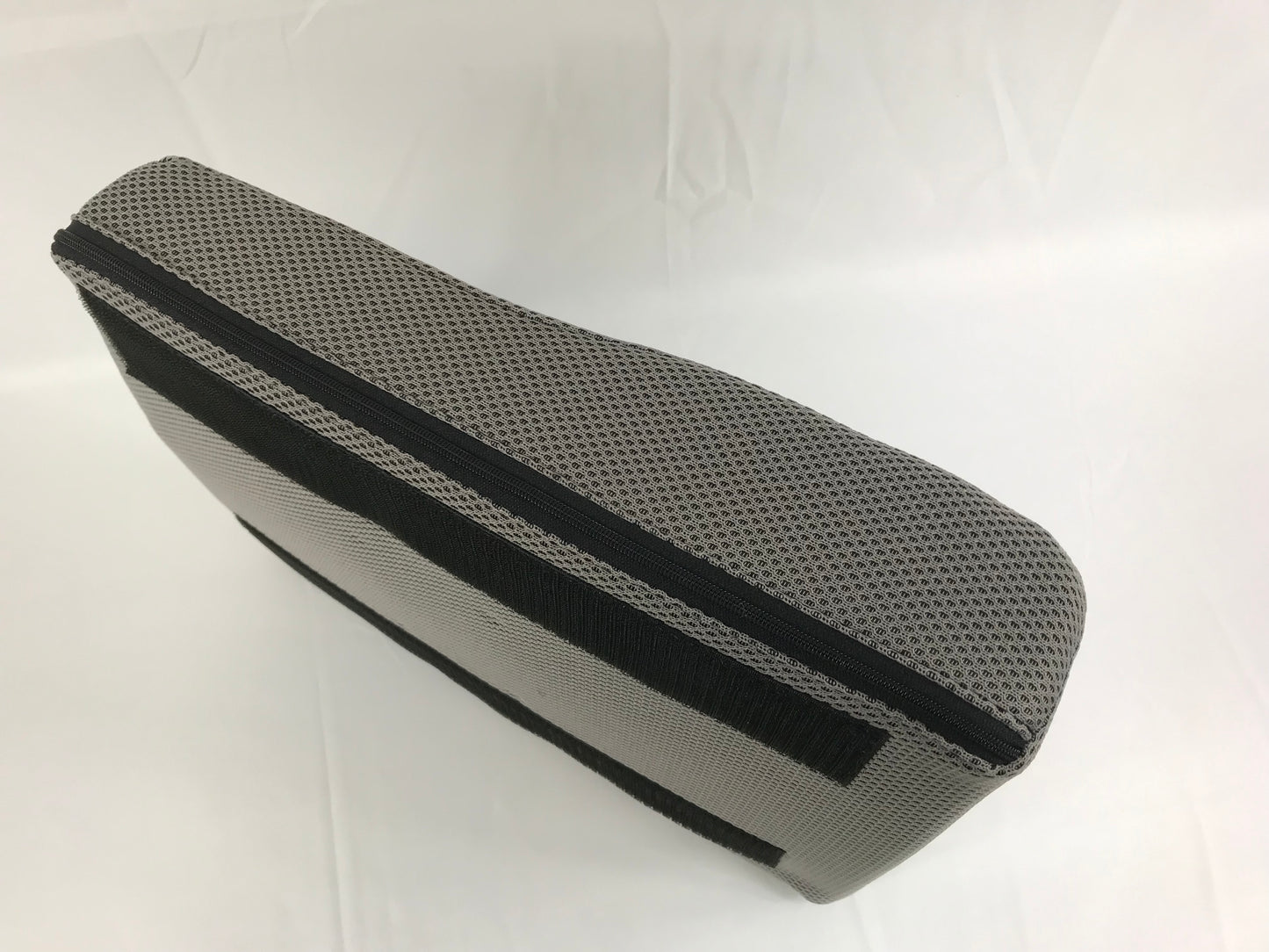 Formgefrästes Sitzkissen